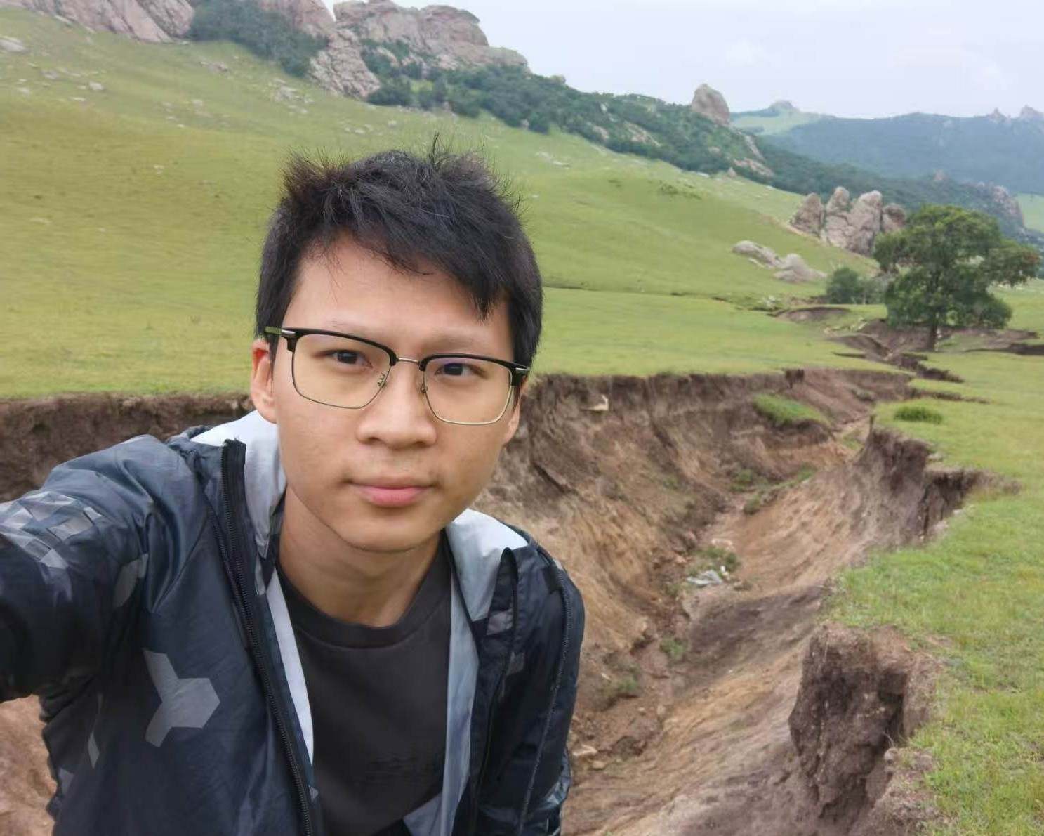 Portrait of Chenhui Zuo